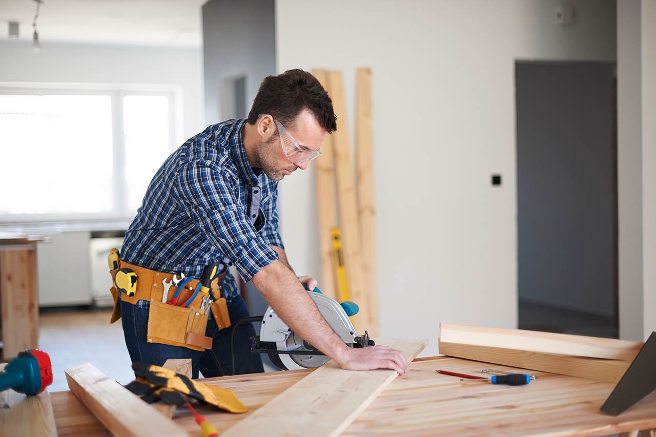 divi-trades-man-image-20